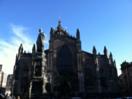 St. Giles Cathedral right in the center of the city